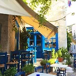 In Ermioni Mit Gemeinschaftlichem Pool- Grill Und Terrasse By Interhome Tatil Evi *