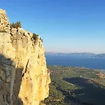 Tatil Evi In Ermioni Mit Gemeinschaftlichem Pool- Grill Und Terrasse By Interhome