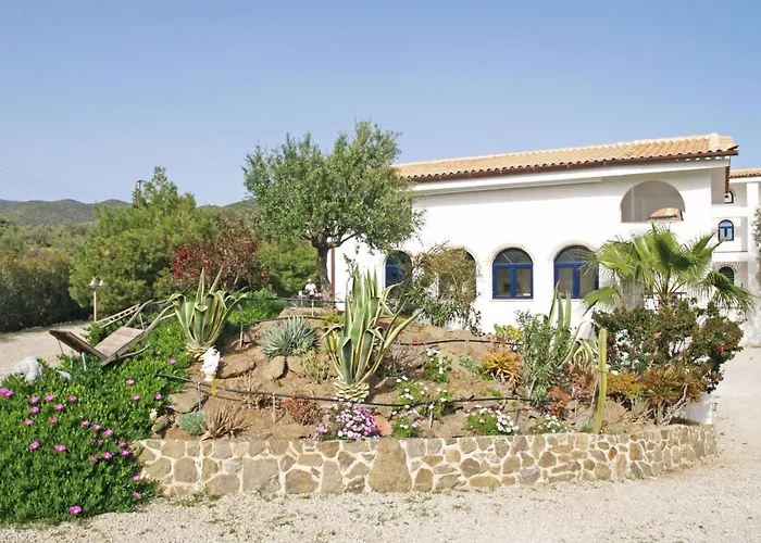 In Ermioni Mit Gemeinschaftlichem Pool- Grill Und Terrasse By Interhome 別荘 Thermisía