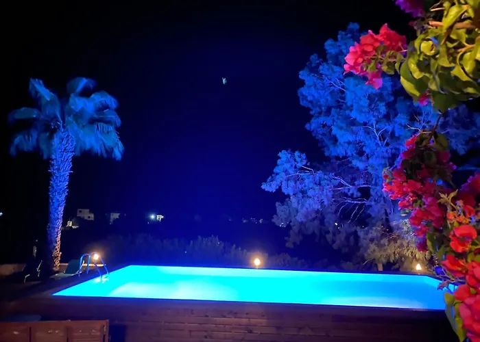 In Ermioni Mit Gemeinschaftlichem Pool- Grill Und Terrasse By Interhome 別荘 *