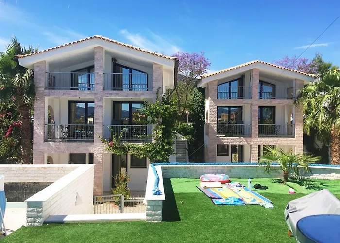 In Ermioni Mit Gemeinschaftlichem Pool- Grill Und Terrasse By Interhome *