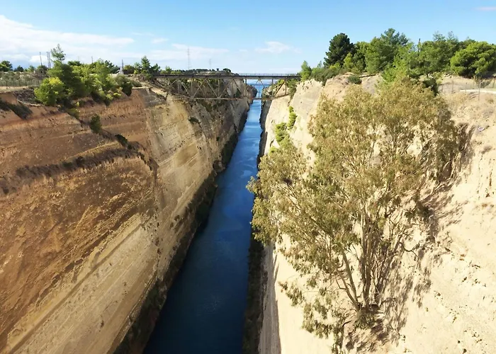 In Ermioni Mit Gemeinschaftlichem Pool- Grill Und Terrasse By Interhome Thermisía