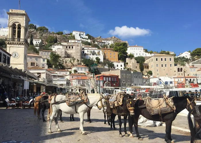 In Ermioni Mit Gemeinschaftlichem Pool- Grill Und Terrasse By Interhome *