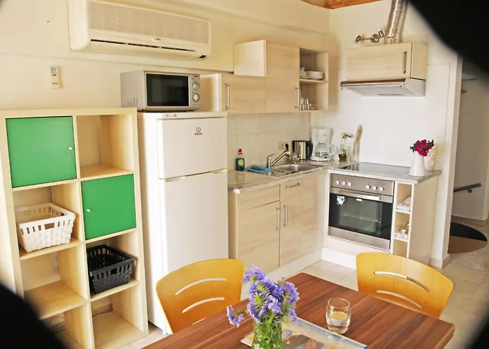 Casa de Férias In Ermioni Mit Gemeinschaftlichem Pool- Grill Und Terrasse By Interhome